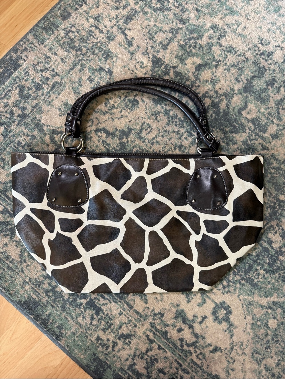 Giraffe-Print Brown and White Shoulder Bag